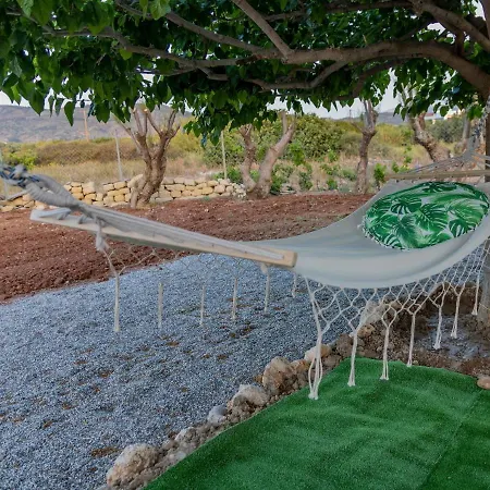 G & M House * شاراكي