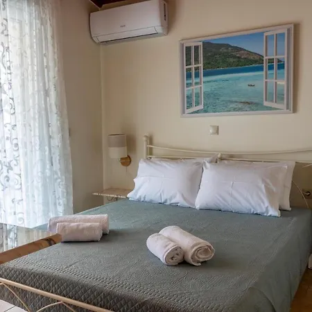 G & M House شاراكي